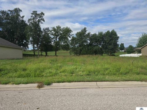 2829 Lakeside Dr, Plattsmouth, NE, 68048-8030 | Card Image