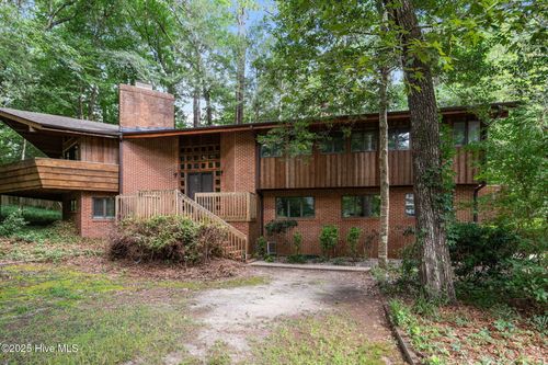 102 Joseph St, Greenville, NC, 27858-8150 | Card Image