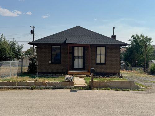 46 E St, Helper, UT, 84526-1202 | Card Image