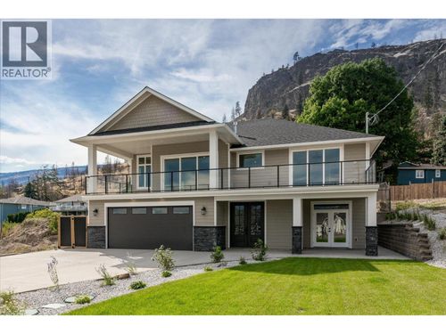 167 Heldon Crt, Kelowna, BC, V1Z3S5 | Card Image