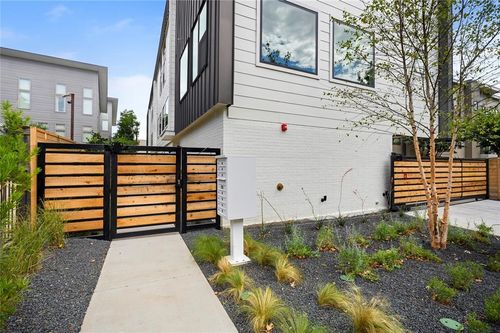 6-5022 Belmont Ave, Dallas, TX, 75206-6919 | Card Image