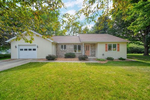 246 Village Lane, Concord, MI, 49237 | Card Image
