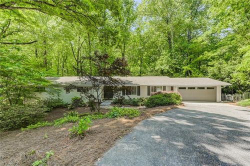 570 Elden Dr, Atlanta, GA, 30342-2036 | Card Image