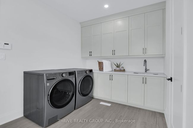 1639 Upper Ave West, House other with 4 bedrooms, 3 bathrooms and 4 parking in London ON | Image 12
