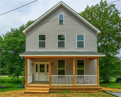 130 Center Ave, Burgettstown, PA, 15021-1204 | Card Image
