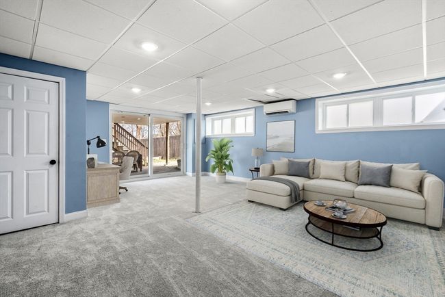 29 Putnam St, House other with 5 bedrooms, 2 bathrooms and 4 parking in Peabody MA | Image 17
