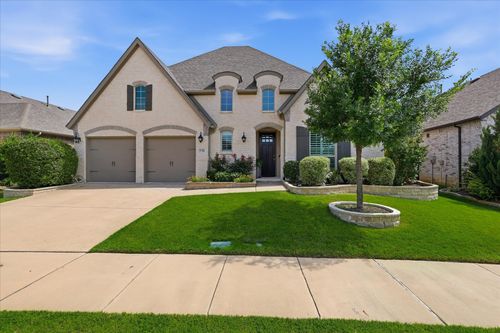 9708 Surveyor Rd, Oak Point, TX, 75068-1747 | Card Image