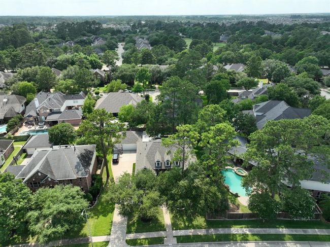 All surrounding neighbors have mature trees. The Manor section is located withing the middle of the neighborhood offering ease to access 249 or 99 (Grand Parkway). | Image 46