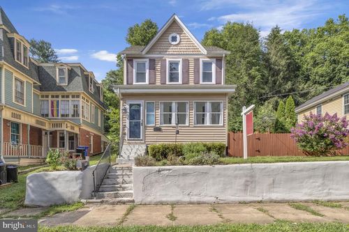 709 Potomac St, BRUNSWICK, MD, 21716-1724 | Card Image