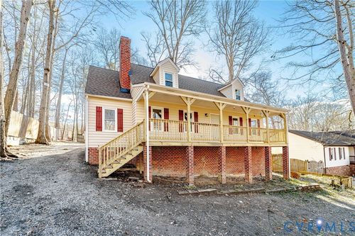 3025 Maplevale Rd, Chester, VA, 23831-5274 | Card Image
