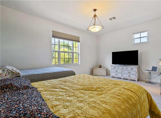 APT-201 - 5021 Maxwell Cir, Condo with 4 bedrooms, 3 bathrooms and null parking in NAPLES FL | Image 16