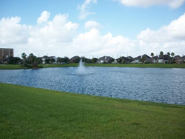 Sunrise Lakes also features a beautiful community lake that serves as the focal point of your neighborhood! Enjoy the tranquil charm and natural beauty right where you live. | Image 40