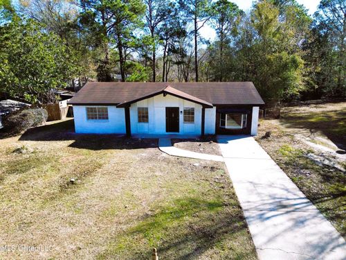2408 Southern Dr, Gautier, MS, 39553-6928 | Card Image