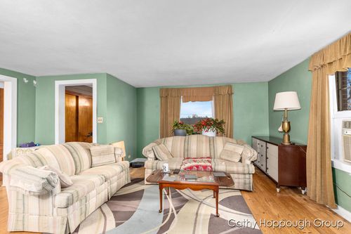 10420 W Herbison Rd, Eagle, MI, 48822-9592 | Card Image