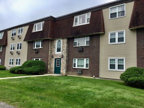 102-180 Main St, Bridgewater, MA, 02324-1452 | Card Image