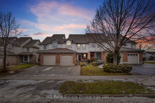 5 Kearney St, Guelph, ON, N1E7H2 | Card Image