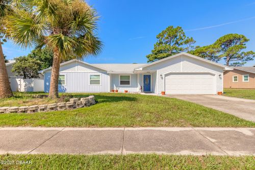 840 Pine Forest Trl W, Port Orange, FL, 32127-7790 | Card Image