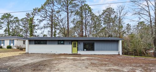 211 Circle Dr, Statesboro, GA, 30461-6950 | Card Image