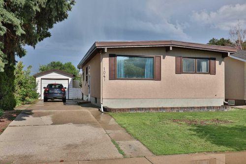 1041 Great Lakes Road S, Lethbridge, AB, T1K3N7 | Card Image