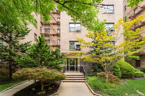 apt-3k-31 138th St, Flushing, NY, 11354-2637 | Card Image