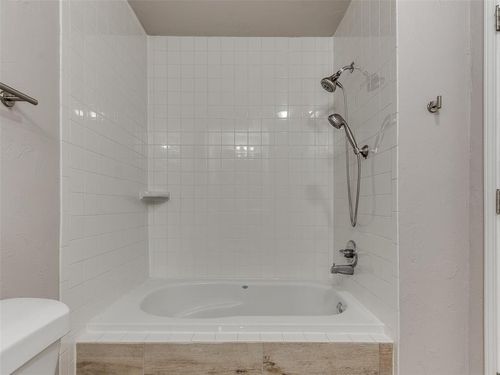 1213 Iowa St, Norman, OK, 73069-6819 | Card Image