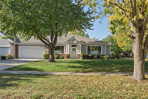 104-7730 Wistful Vista Dr, West Des Moines, IA, 50266-8033 | Card Image