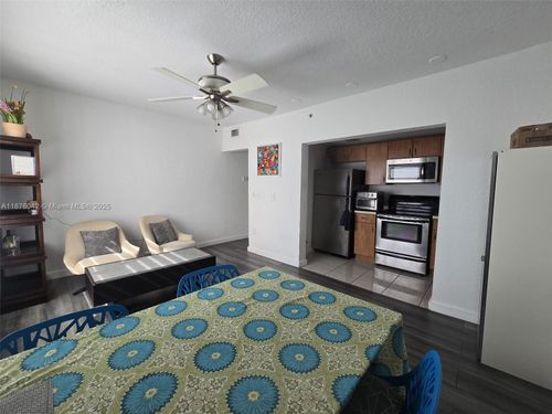 apt-204-7326 Collins Ave, Miami Beach, FL, 33141-7011 | Card Image