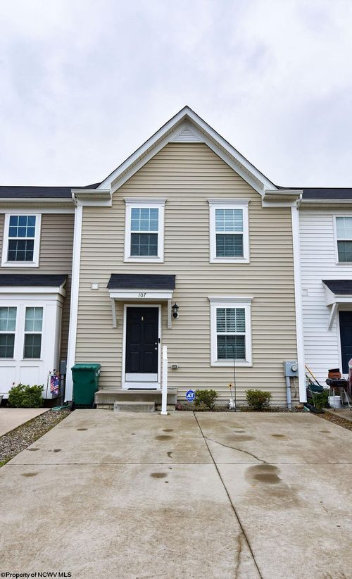 107 Kingsbury Ct, White Hall, WV, 26554-2259 | Card Image