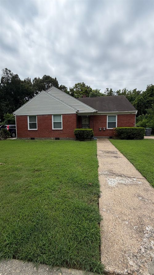 3555 Barwood Cir, Memphis, TN, 38122-4504 | Card Image