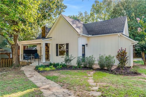 319 S College Ave, Fayetteville, AR, 72701-6112 | Card Image