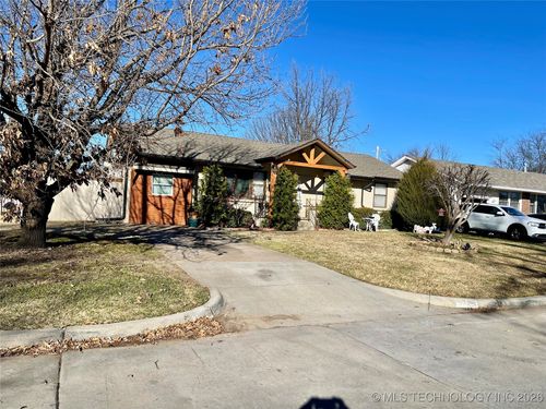 10621 Admiral Blvd, Tulsa, OK, 74116-3003 | Card Image