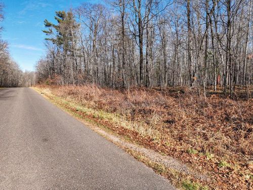8 N Peninsula Rd, HAYWARD, WI, 54843 | Card Image