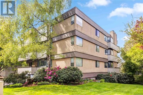 302-3274 Glasgow Ave, Victoria, BC, V8X1M2 | Card Image