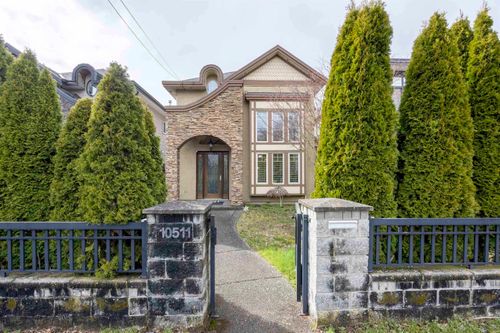 10511 No 1 Rd, Richmond, BC, V7E1S3 | Card Image