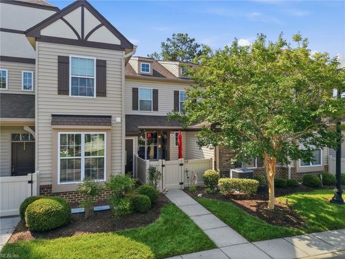102 Herons Cv, Carrollton, VA, 23314-3487 | Card Image