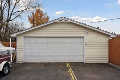 Oversized 2 1/2 car wide garage | Image 2