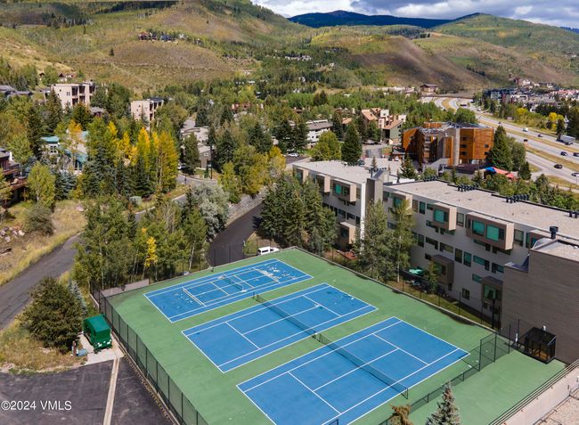 2313 - 1100 N Frontage Rd W, Condo with 2 bedrooms, 2 bathrooms and 1 parking in Vail CO | Image 41