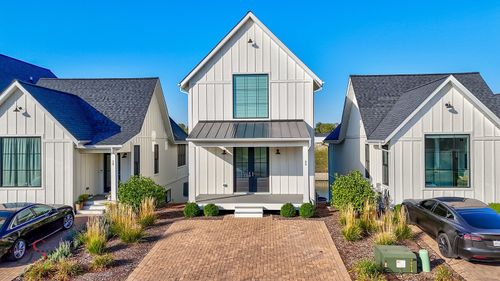 40 Waterside Way, Ottawa, IL, 61350 | Card Image