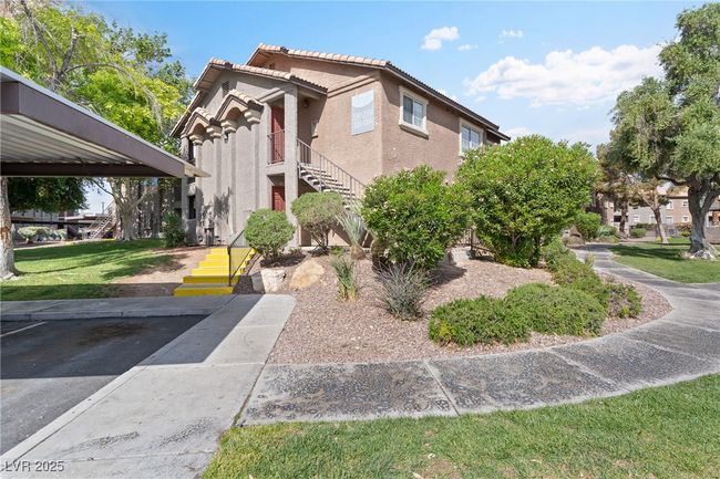2061 - 2750 S Durango Dr, Condo with 3 bedrooms, 2 bathrooms and null parking in Las Vegas NV | Image 18