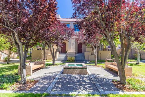 210 Commons Ln, Foster City, CA, 94404-2149 | Card Image