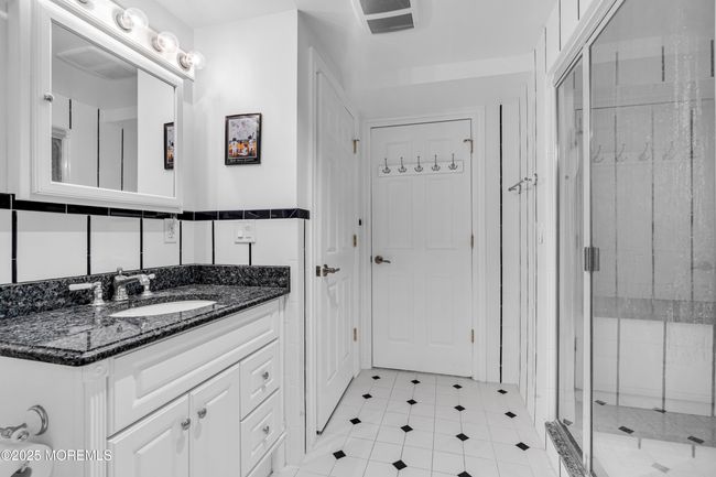 31 Woodview Dr, House other with 5 bedrooms, 4 bathrooms and null parking in Howell NJ | Image 23