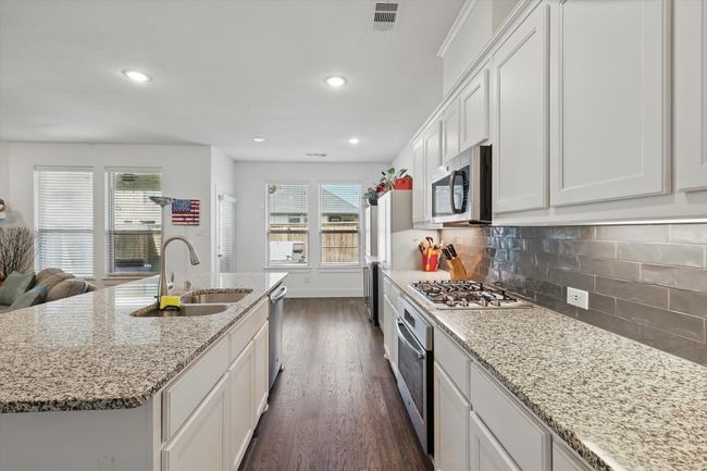 421 Forefront Ave, House other with 4 bedrooms, 3 bathrooms and null parking in Celina TX | Image 5