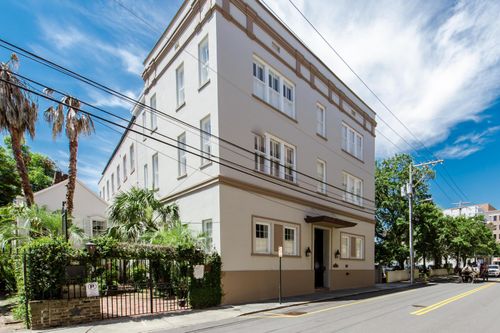 25-85 Cumberland St, Charleston, SC, 29401-3186 | Card Image