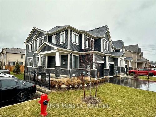 38-7789 Kalar Rd, Niagara Falls, ON, L2H3T8 | Card Image