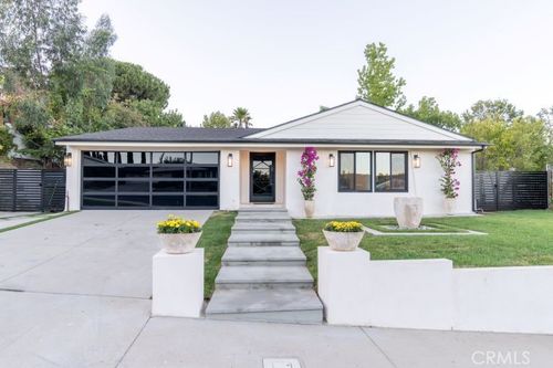 17531 Doric St, Granada Hills, CA, 91344-1034 | Card Image