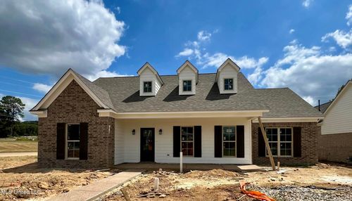 2122 Scott Meadows Ln, Hernando, MS, 38632-1571 | Card Image