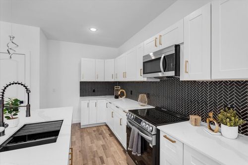 1323 S Montgomery St, Sherman, TX, 75090-8838 | Card Image