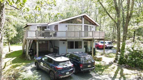203 Broadmoor Dr, Lords Valley, PA, 18428 | Card Image