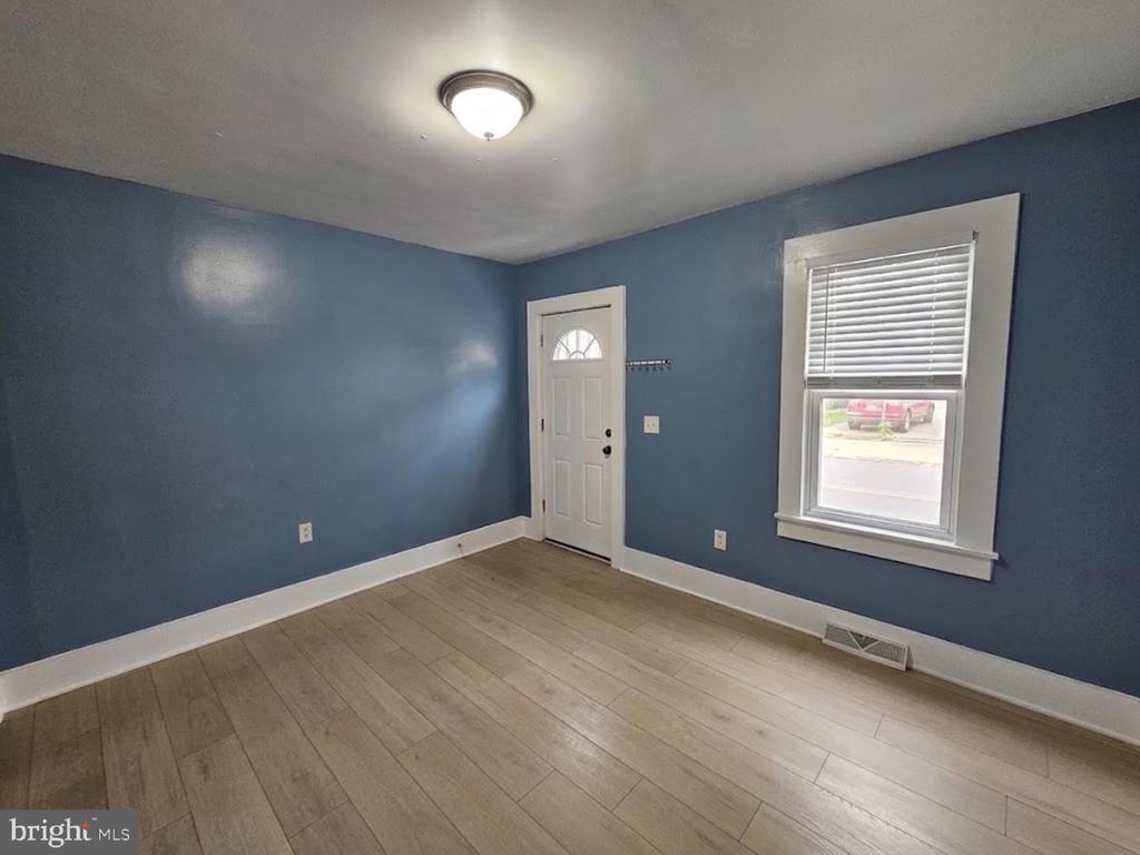 Residential Lease in TRENTON 2