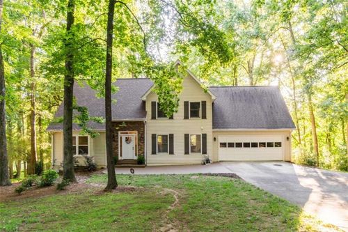 4646 Sherman Allen Way, Gainesville, GA, 30507-8865 | Card Image